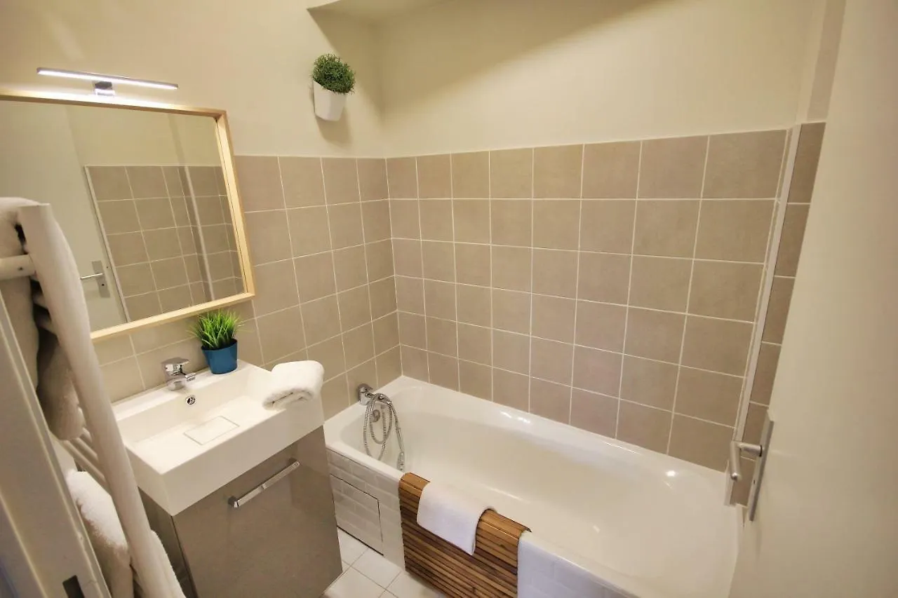 Limas - Appartement Avignon Centre França